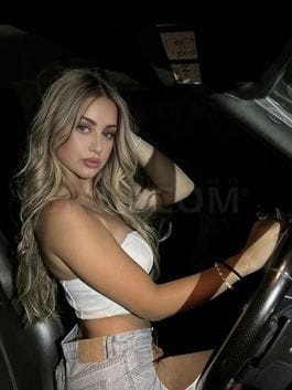 Profil de Zoe, 21 ans, Escort girl à Morainville-Jouveaux