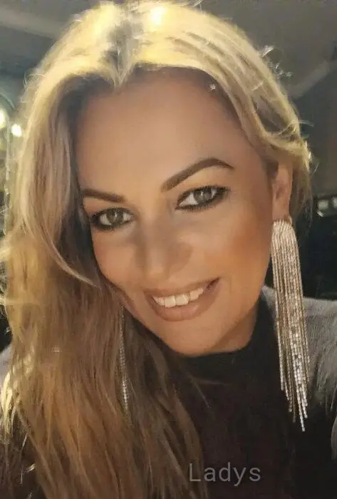 Profil de Anais, 20 ans, Escort girl à Haverskerque