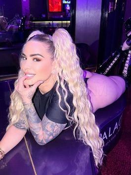 Profil de Eva, 35 ans, Escort girl à Enveitg