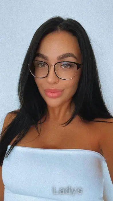 Profil de Mathilde, 32 ans, Escort girl à Trézelles